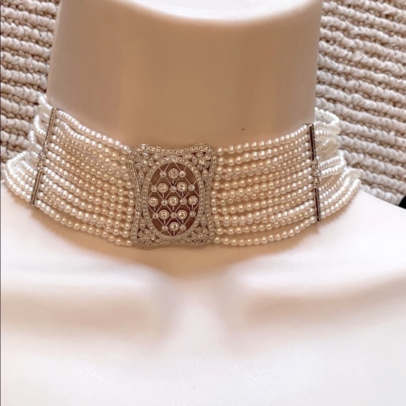 zadocks Jewelry - DIAMOND PLATINUM AND SEED PEARLS  CHOCKER